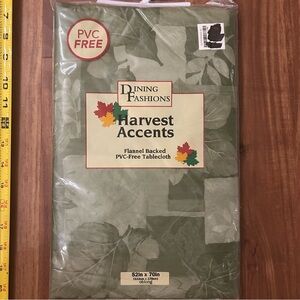 New 52 x70 Peva Vinyl Oblong Flannel Backed PVC-Free Green Tablecloth